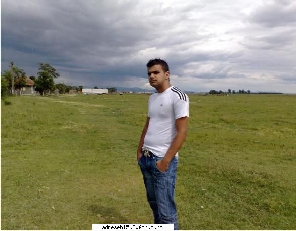 Adauga Aici ID-ul Tau - my_name_ys_boss2010(doar pt fetitze):* - Id-uri Fete