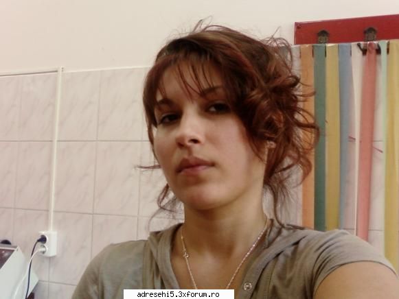 caut noi prieteni adauga aici pozele tale